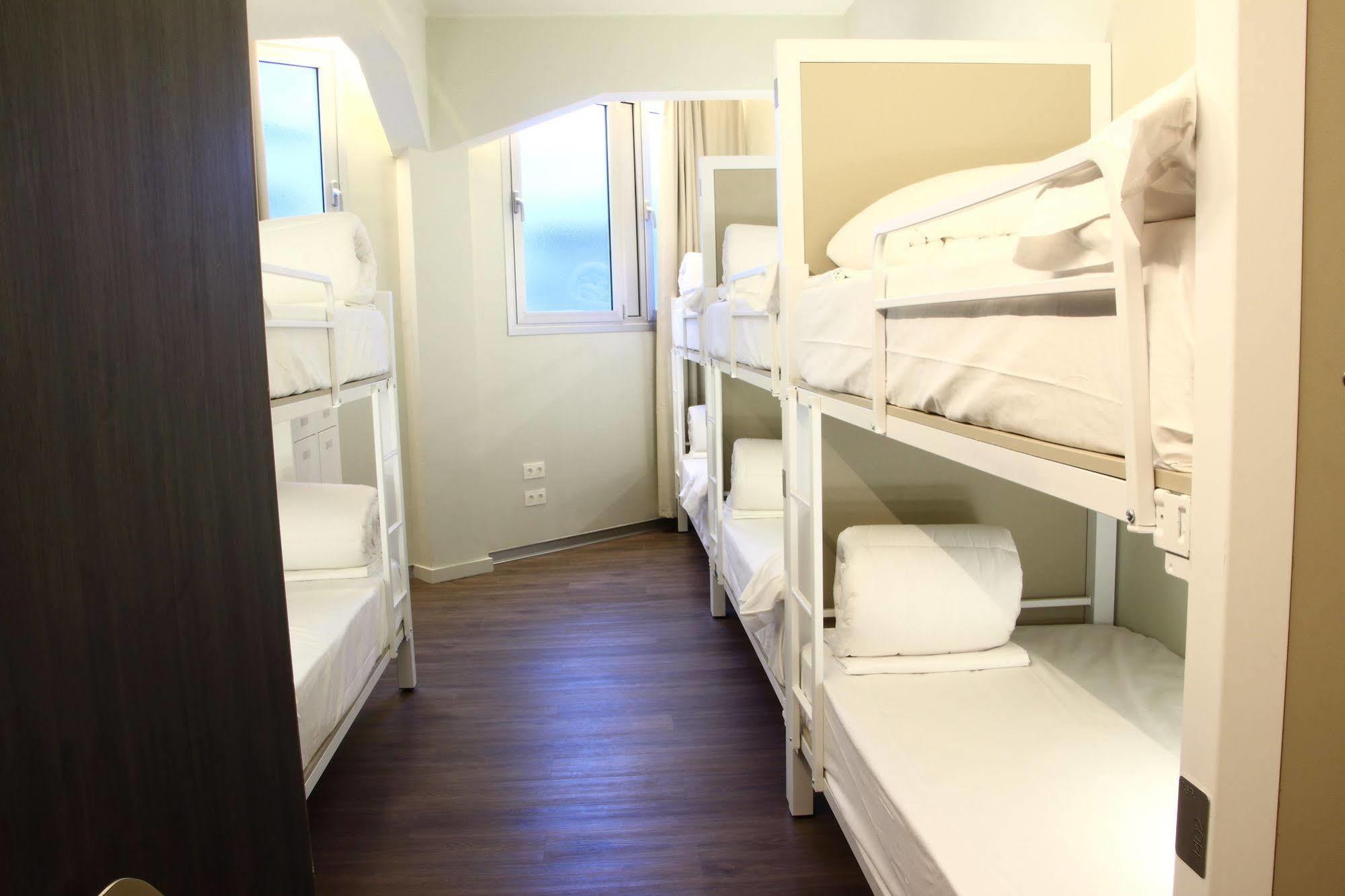 Poshtel Bilbao - Premium Hostel Exterior foto